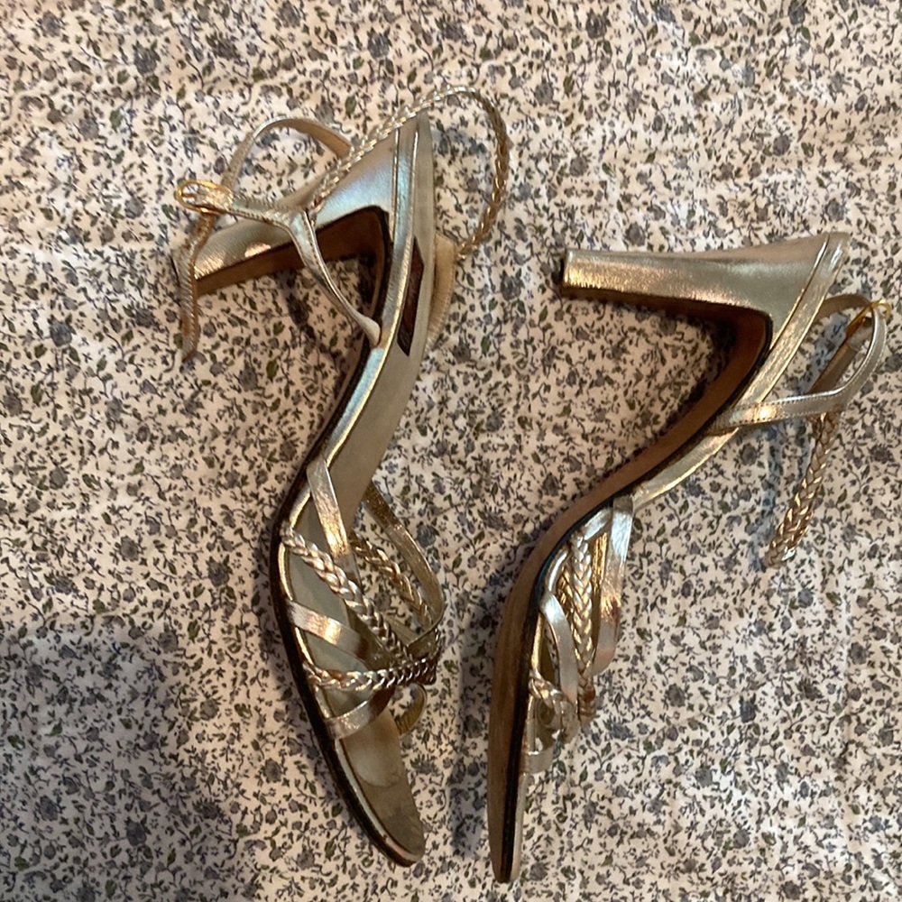 Vintage 80s gold strappy heeled sandals - Picture 5 of 5